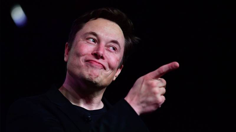 Elon Musk tarihe geçti; serveti 400 milyar doları aşan ilk kişi oldu!